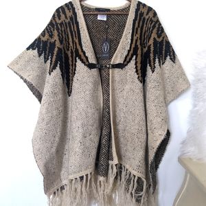 NWT Vertigo Print Fringe Cardigan Cape BoHo Open Front Eagle